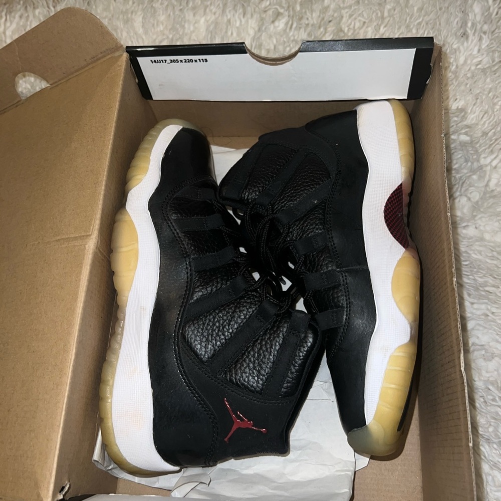 Jordan retro 11